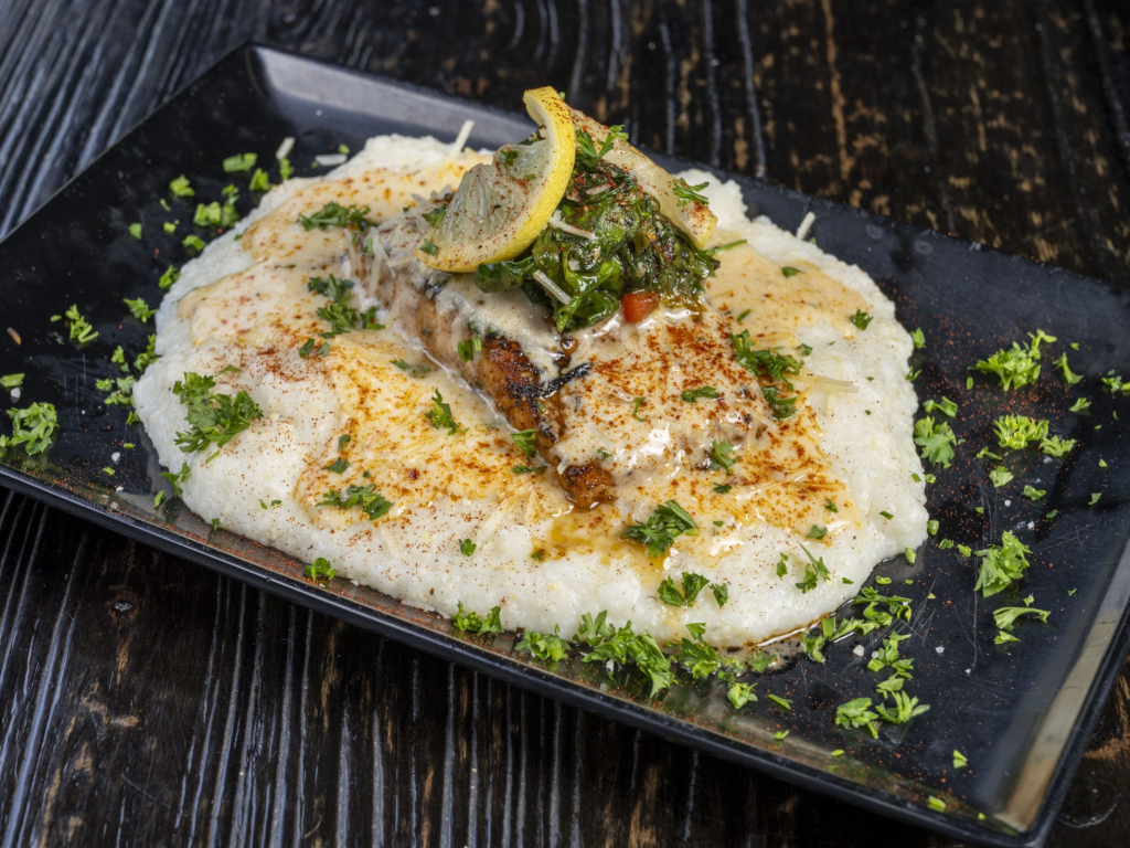 SALMON & GRITS