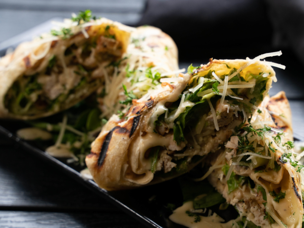 CHICKEN CEASAR WRAP